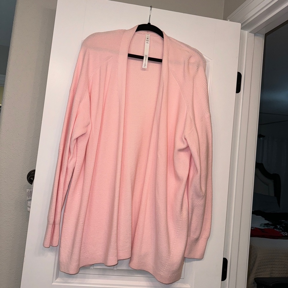 Lululemon oversized cardigan. NWOT. Pink